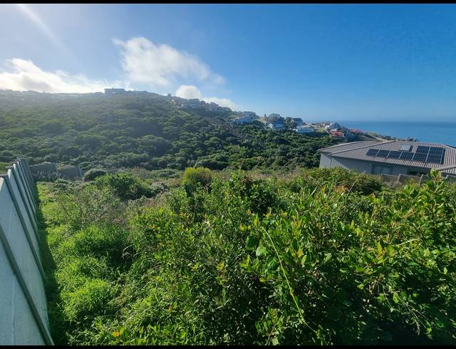 1,025M² VACANT LAND FOR SALE IN DANA BAY